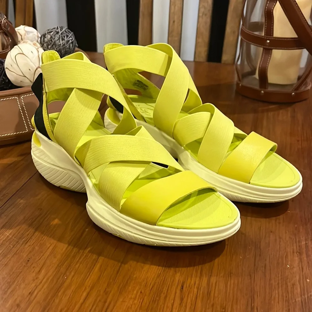 Sorel Explorer Blitz Multi Strap Sandals Shoes New Yellow Black Women’s sizes